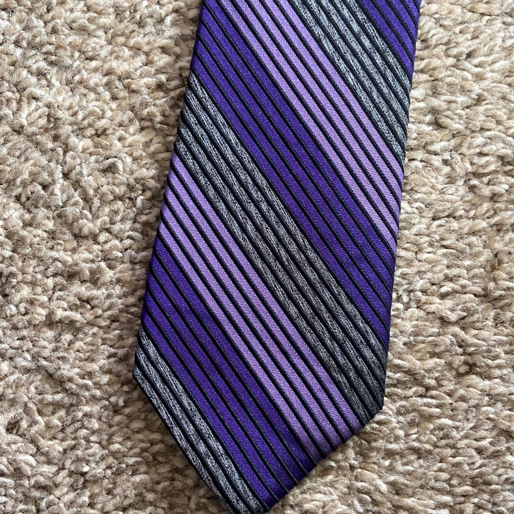 Men’s bar III Tie Purple Stripe
